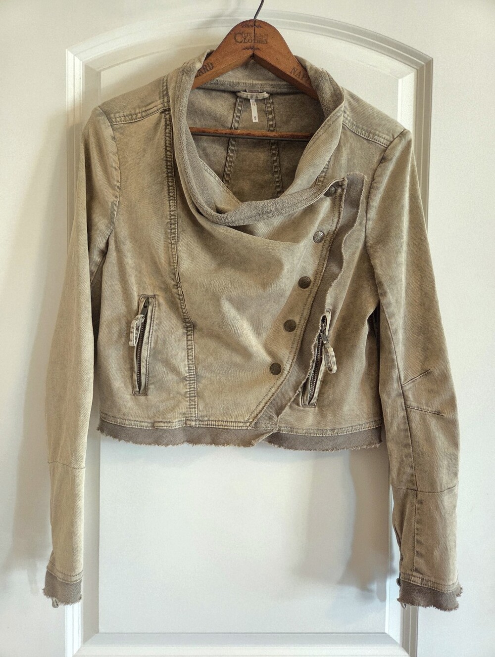 Free People Collapsing Twill Snap Jacket Acid Wash Moto Asymmetric Crop XS